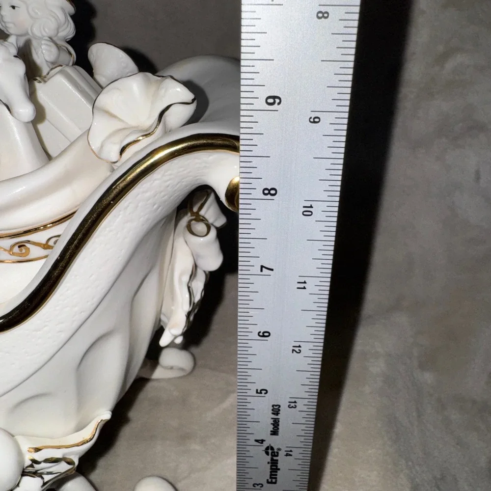 2001 Grandeur Noel Porcelain Sleigh Collectors Edition Christmas Decor Vintage